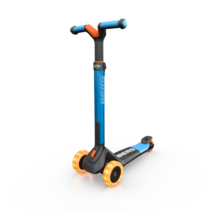 BERG Nexo - Foldable 3 wheeled lights - Blue