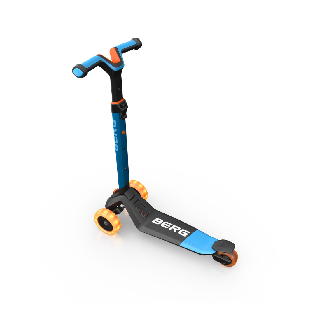 BERG Nexo - Foldable 3 wheeled lights - Blue