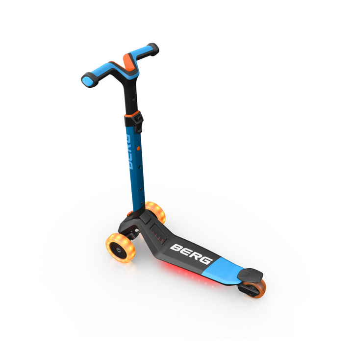 BERG Nexo - Foldable 3 wheeled lights and LED Deck - Blue