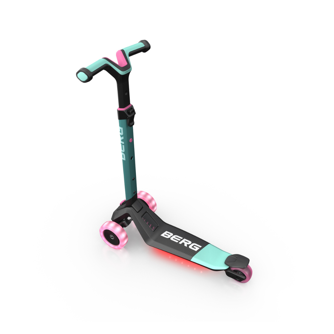 BERG Nexo - Foldable 3 wheeled lights and LED Deck - Mint