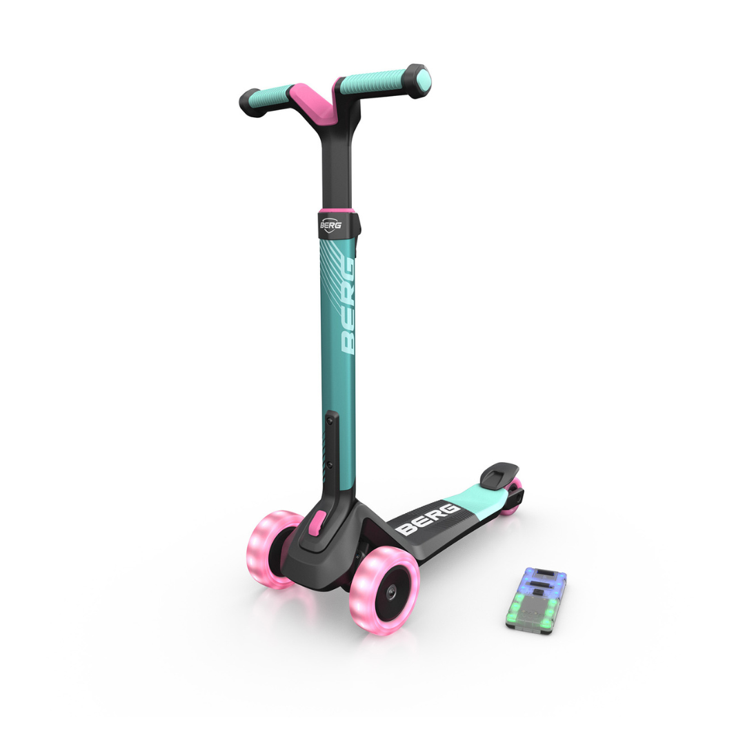 BERG Nexo - Foldable 3 wheeled lights and LED Deck - Mint